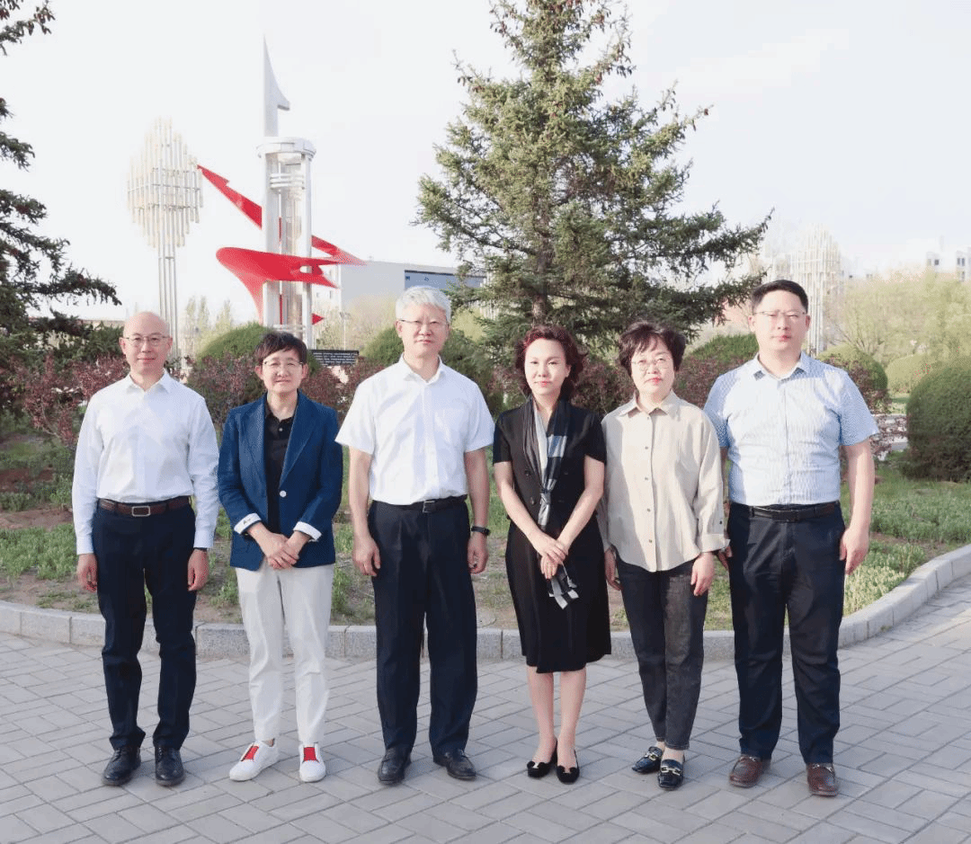 职业教育活动周 | 双良集团有限公司总裁马培林一行来校调研